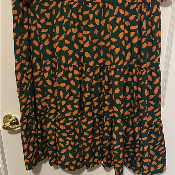 SHEIN Green and Orange Midi Dress - Picture 4 of 4